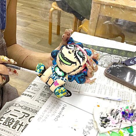うまくーシーサーの絵付け