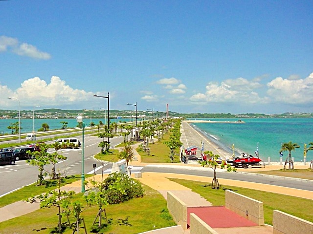 うるま市の海中道路